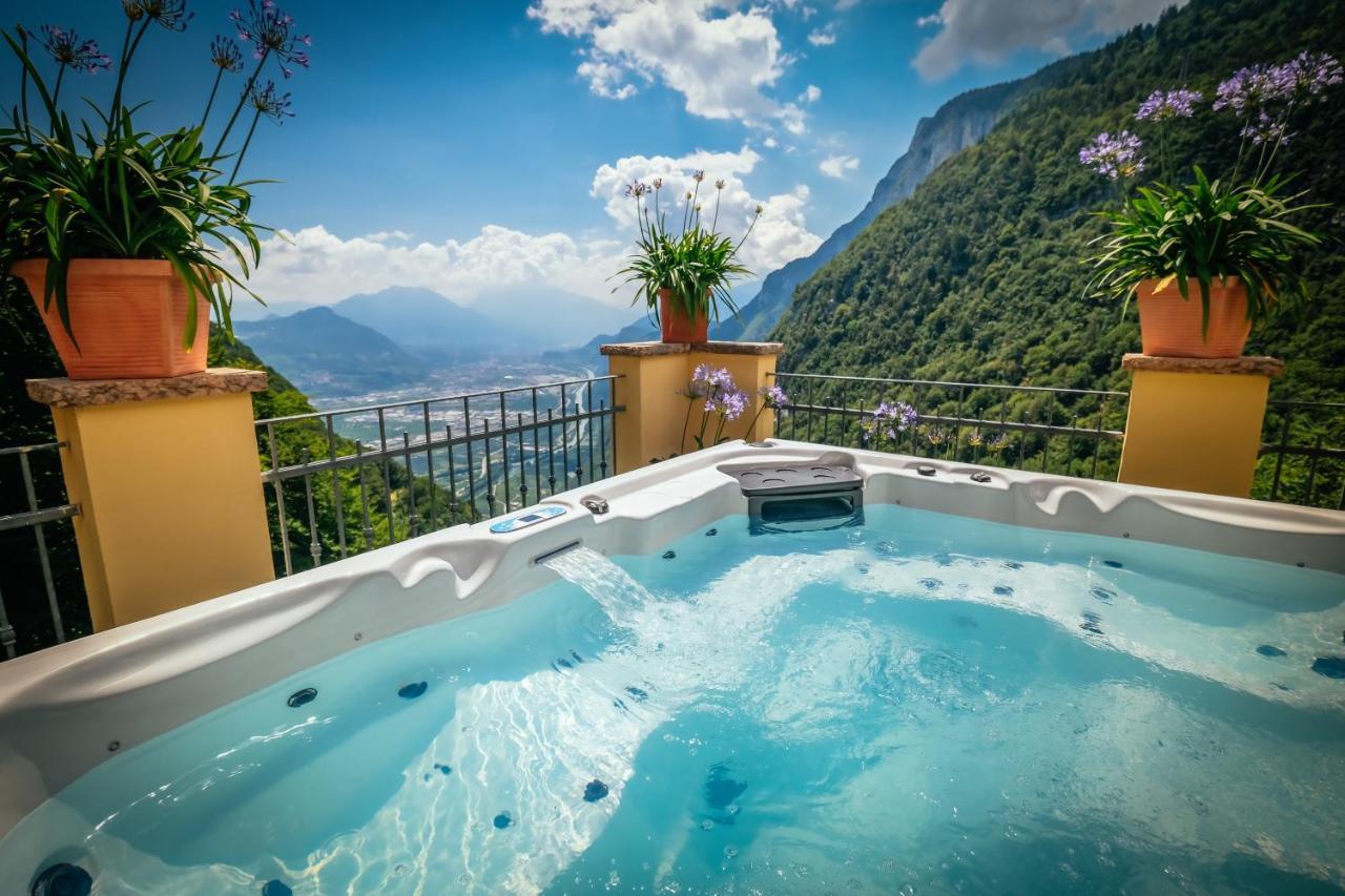 Albergo Miravalle Фай-делла-Паганелла Экстерьер фото